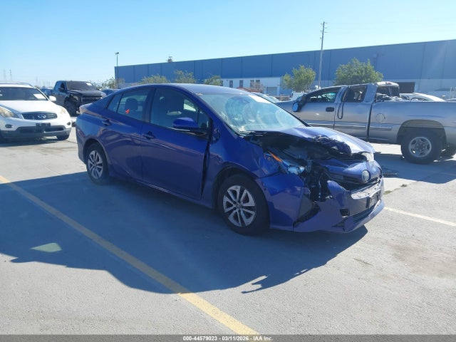 Toyota Prius Two 2018 JTDKBRFU5J3587233 main image