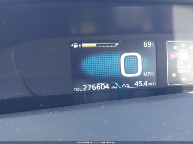 Toyota Prius Two 2018 JTDKBRFU5J3587233 Image 15