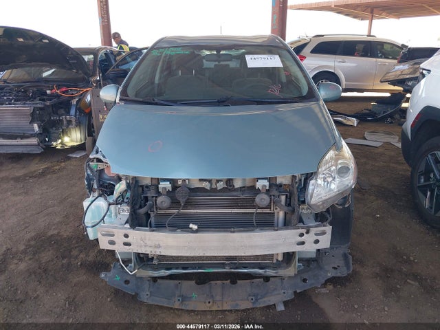 JTDKN3DUXF1997827 Toyota Prius Two