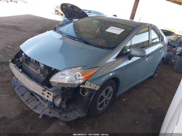 JTDKN3DUXF1997827 Toyota Prius Two