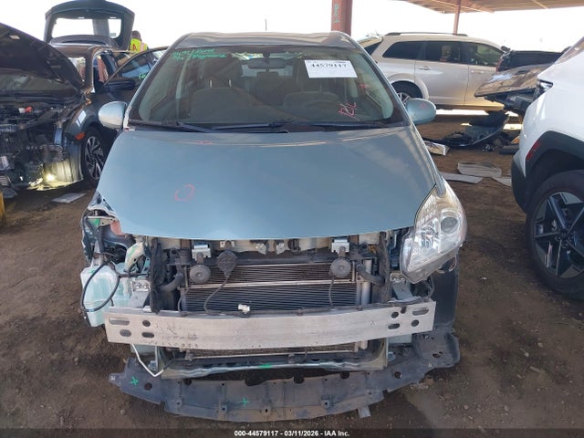 JTDKN3DUXF1997827 Toyota Prius Two