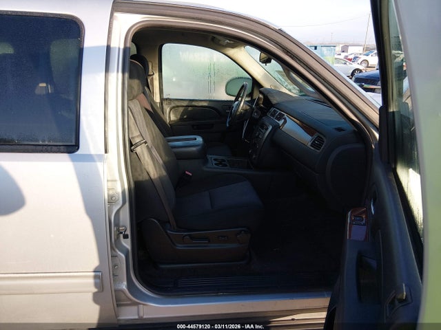 Aukcja sprzedaży 2011 Gmc Yukon Xl 1500 Sle, vin: 1GKS1HE07BR102427, numer aukcji: 44579120
