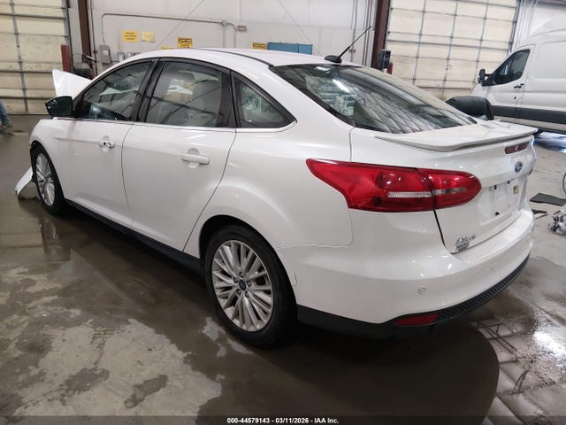 Ford Focus Titanium 2018 1FADP3J28JL281128 Image 3