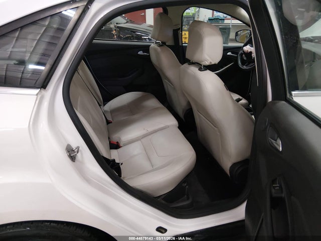 Ford Focus Titanium 2018 1FADP3J28JL281128 Image 8