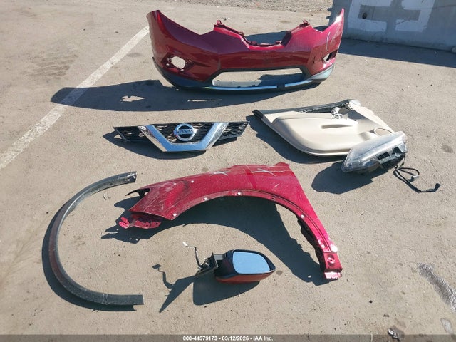 44579173 :رقم المزاد ، KNMAT2MT2GP600113 vin ، 2016 Nissan Rogue S مزاد بيع