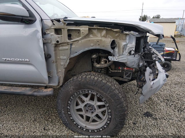 3TMCZ5AN5JM176454 Toyota Tacoma Trd Off Road