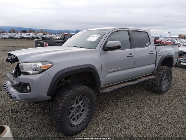 3TMCZ5AN5JM176454 Toyota Tacoma Trd Off Road