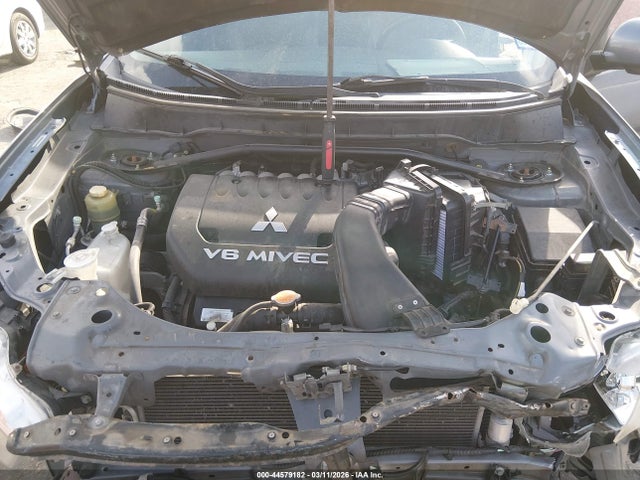 2010 MITSUBISHI OUTLANDER JA4JT5AX0AZ007266 Photo 9