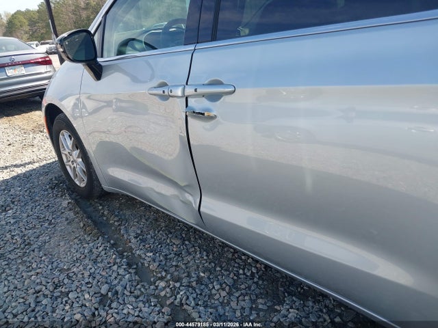 Продаж на аукціоні авто 2024 Chrysler Pacifica Touring L, vin: 2C4RC1BG1RR196970, номер лоту: 44579185