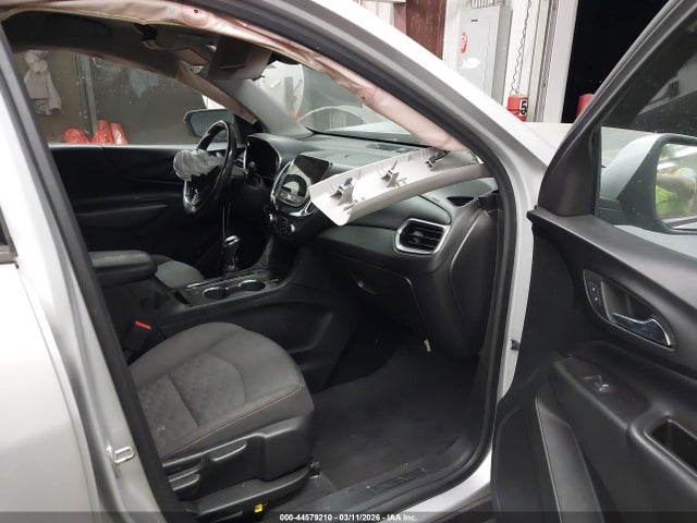 Продажа на аукционе авто 2019 Chevrolet Equinox Lt, vin: 2GNAXLEX1K6135237, номер лота: 44579210