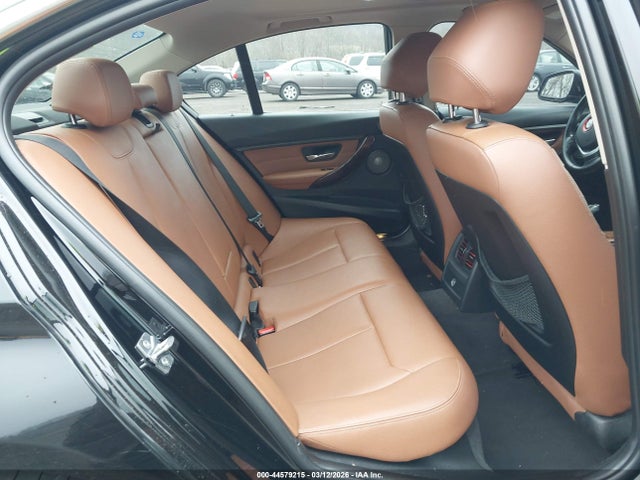 44579215 :رقم المزاد ، WBA3F9C53DF484446 vin ، 2013 Bmw Activehybrid 3 مزاد بيع
