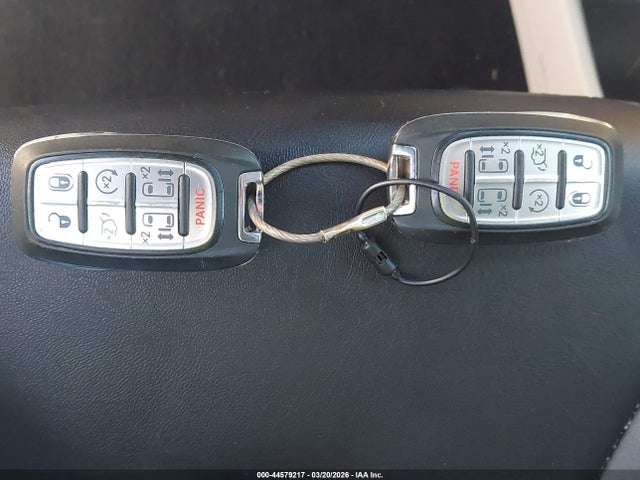 Продажа на аукционе авто 2024 Chrysler Pacifica Touring L, vin: 2C4RC1BG0RR125968, номер лота: 44579217