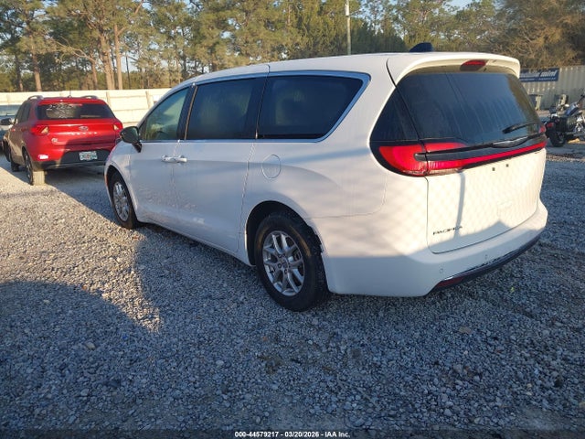 Продажа на аукционе авто 2024 Chrysler Pacifica Touring L, vin: 2C4RC1BG0RR125968, номер лота: 44579217