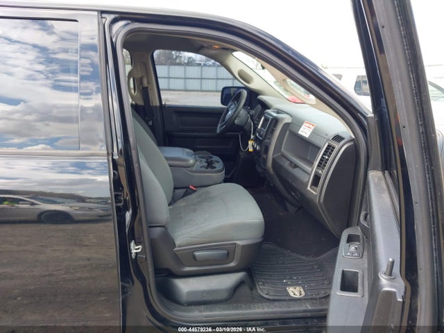 2013 Ram 1500 Express მანქანა იყიდება აუქციონზე, vin: 1C6RR6FT1DS617622, აუქციონის ნომერი: 44579236