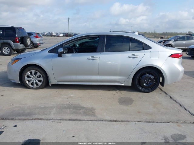 Toyota COROLLA LE 2025 5YFB4MDE4SP271629 Image 14