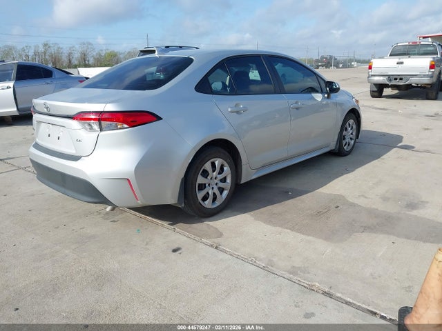 Toyota COROLLA LE 2025 5YFB4MDE4SP271629 Image 4
