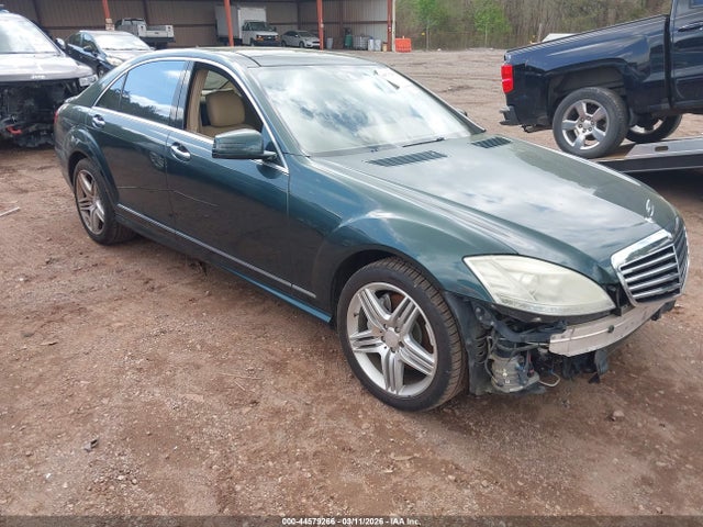 2013 MERCEDES-BENZ S 550 WDDNG7DB0DA500624