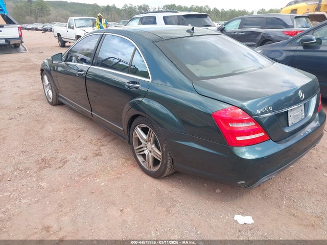 2013 MERCEDES-BENZ S 550 WDDNG7DB0DA500624 Photo 2