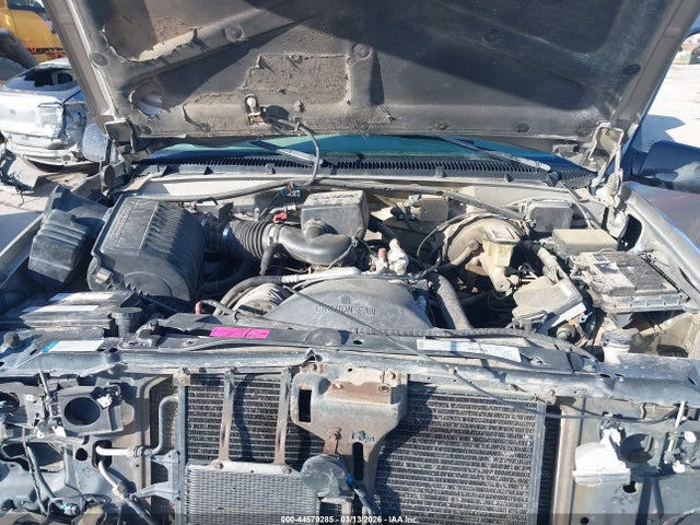 44579285 :رقم المزاد ، 1GKEK13R8XJ751923 vin ، 1999 Gmc Yukon Slt Cmi مزاد بيع
