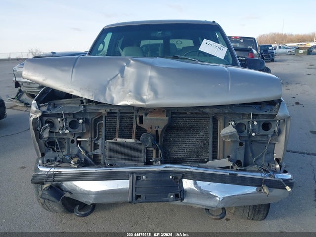 44579285 :رقم المزاد ، 1GKEK13R8XJ751923 vin ، 1999 Gmc Yukon Slt Cmi مزاد بيع
