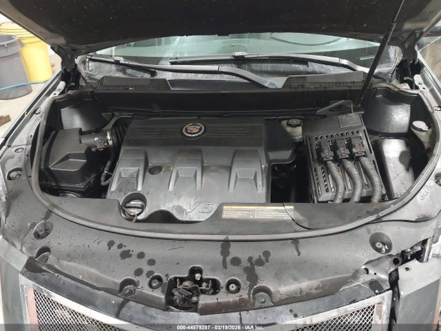 44579287 :رقم المزاد ، 3GYFNCE32DS568856 vin ، 2013 Cadillac Srx Luxury Collection مزاد بيع