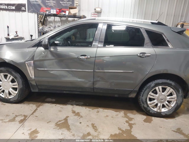 44579287 :رقم المزاد ، 3GYFNCE32DS568856 vin ، 2013 Cadillac Srx Luxury Collection مزاد بيع
