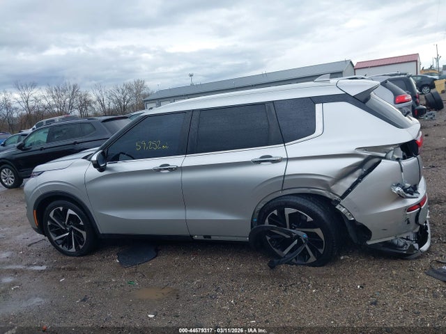 Продаж на аукціоні авто 2022 Mitsubishi Outlander Black Edition S-awc/se 2.5 S-awc/se Launch Edition S-awc, vin: JA4J4UA8XNZ064029, номер лоту: 44579317