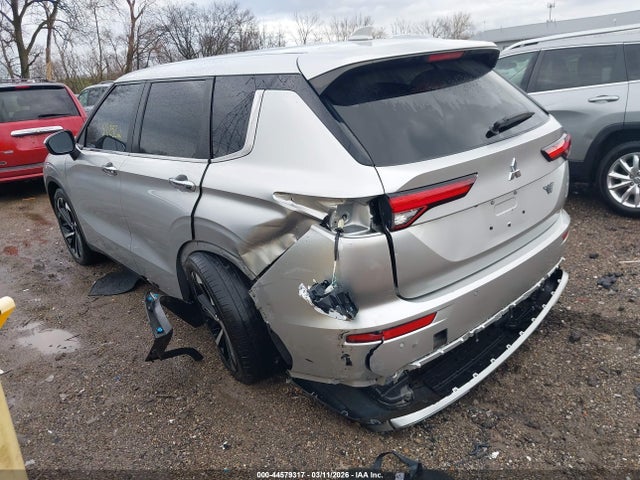 Продаж на аукціоні авто 2022 Mitsubishi Outlander Black Edition S-awc/se 2.5 S-awc/se Launch Edition S-awc, vin: JA4J4UA8XNZ064029, номер лоту: 44579317