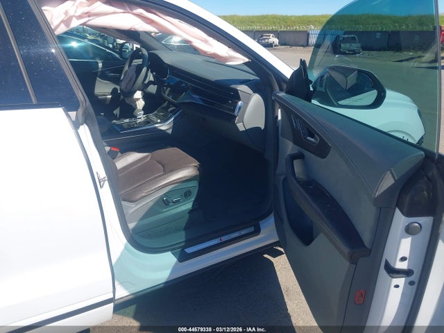 2023 AUDI Q8 WA1FVBF19PD011034 Photo 4