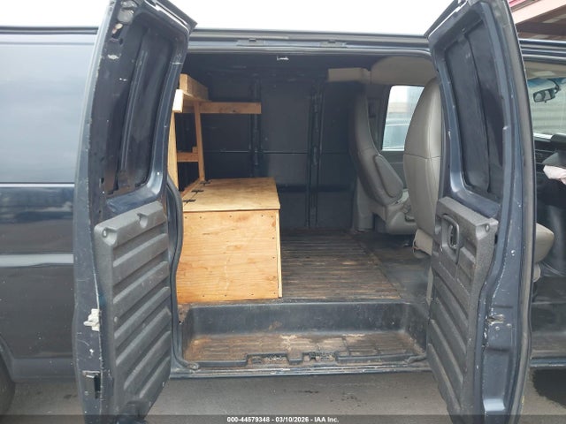 2018 Chevrolet Express 2500 Work Van მანქანა იყიდება აუქციონზე, vin: 1GCWGBFG6J1178657, აუქციონის ნომერი: 44579348
