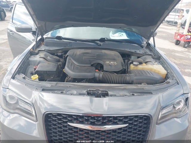 2019 Chrysler 300 300s Awd მანქანა იყიდება აუქციონზე, vin: 2C3CCAGG0KH635199, აუქციონის ნომერი: 44579357