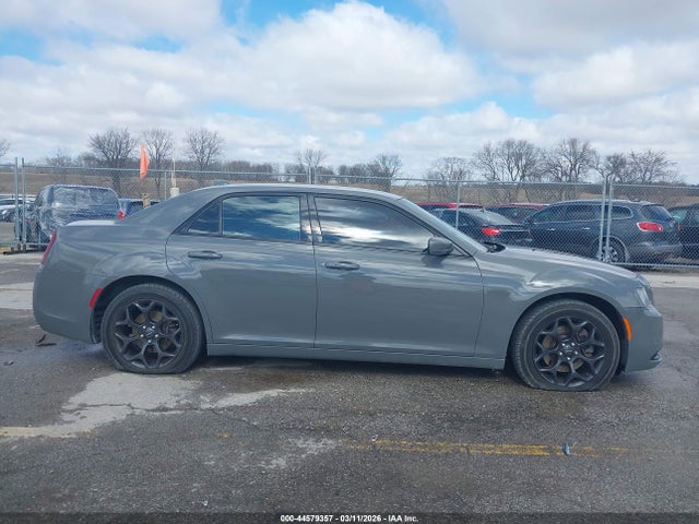 2019 Chrysler 300 300s Awd მანქანა იყიდება აუქციონზე, vin: 2C3CCAGG0KH635199, აუქციონის ნომერი: 44579357