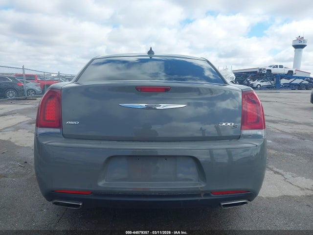 2019 Chrysler 300 300s Awd მანქანა იყიდება აუქციონზე, vin: 2C3CCAGG0KH635199, აუქციონის ნომერი: 44579357