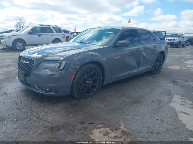 2019 Chrysler 300 300s Awd მანქანა იყიდება აუქციონზე, vin: 2C3CCAGG0KH635199, აუქციონის ნომერი: 44579357