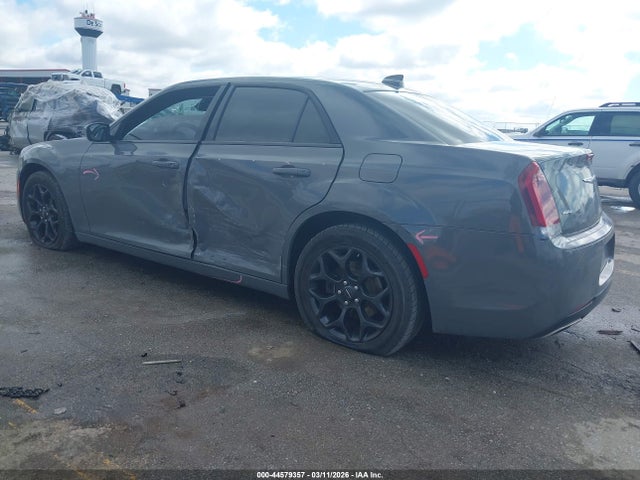2019 Chrysler 300 300s Awd მანქანა იყიდება აუქციონზე, vin: 2C3CCAGG0KH635199, აუქციონის ნომერი: 44579357