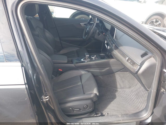 Продажа на аукционе авто 2019 Audi A4 45 Premium, vin: WAUENAF4XKA009497, номер лота: 44579360