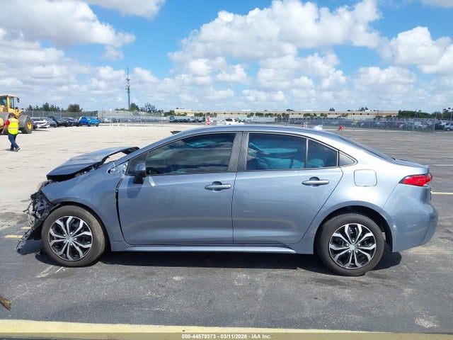 2025 Toyota Corolla Le მანქანა იყიდება აუქციონზე, vin: 5YFB4MDE2SP339300, აუქციონის ნომერი: 44579373