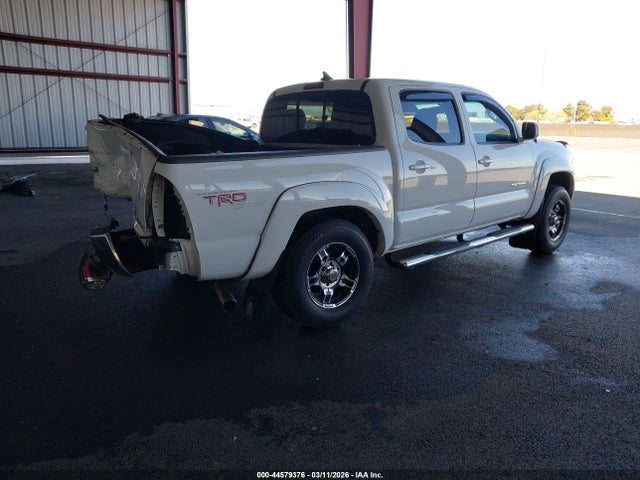 Продаж на аукціоні авто 2011 Toyota Tacoma Prerunner, vin: 5TFJX4GN3BX005499, номер лоту: 44579376