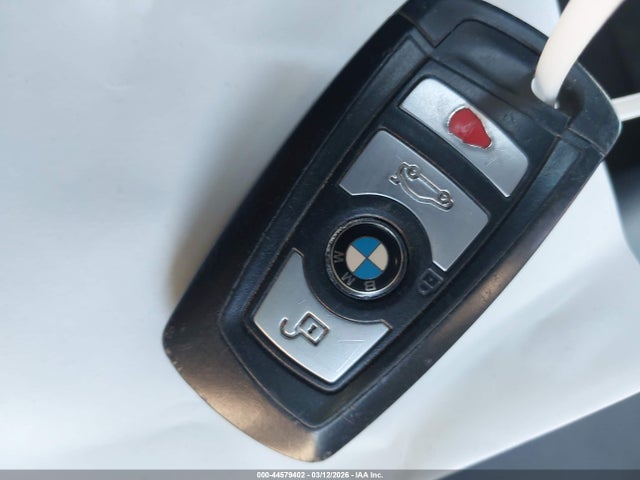 44579402 :رقم المزاد ، WBA5A5C50GG350489 vin ، 2016 Bmw 528i مزاد بيع