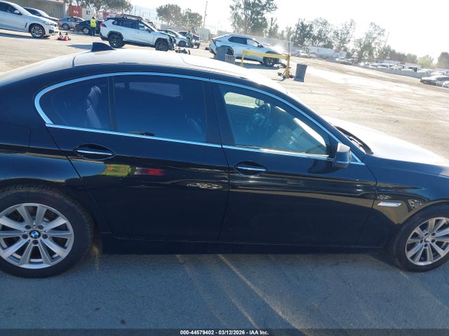 44579402 :رقم المزاد ، WBA5A5C50GG350489 vin ، 2016 Bmw 528i مزاد بيع