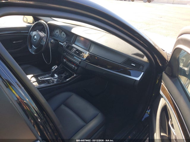 44579402 :رقم المزاد ، WBA5A5C50GG350489 vin ، 2016 Bmw 528i مزاد بيع