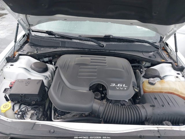 Продаж на аукціоні авто 2017 Chrysler 300 300s Alloy Edition, vin: 2C3CCABG2HH668995, номер лоту: 44579422