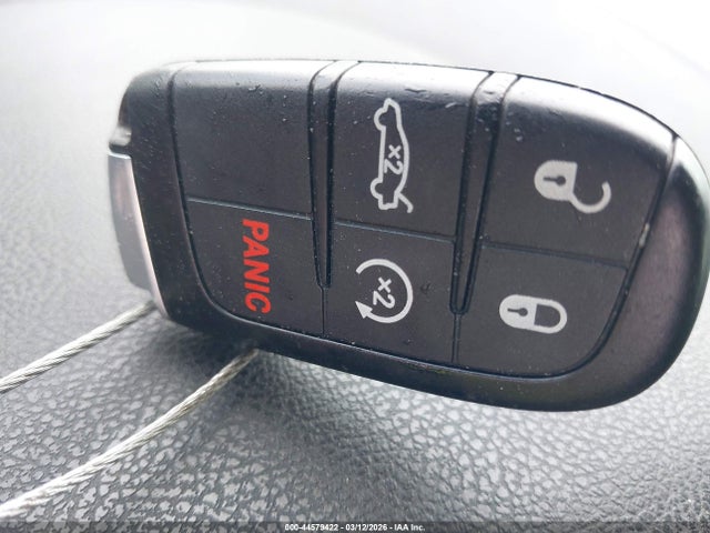 Продаж на аукціоні авто 2017 Chrysler 300 300s Alloy Edition, vin: 2C3CCABG2HH668995, номер лоту: 44579422