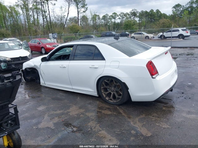 Продаж на аукціоні авто 2017 Chrysler 300 300s Alloy Edition, vin: 2C3CCABG2HH668995, номер лоту: 44579422