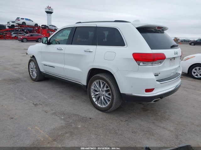 2017 JEEP GRAND CHEROKEE 1C4RJFJG8HC730946 Photo 2