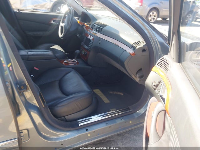 Продажа на аукционе авто 2005 Mercedes-benz S 430, vin: WDBNG70J95A450037, номер лота: 44579457