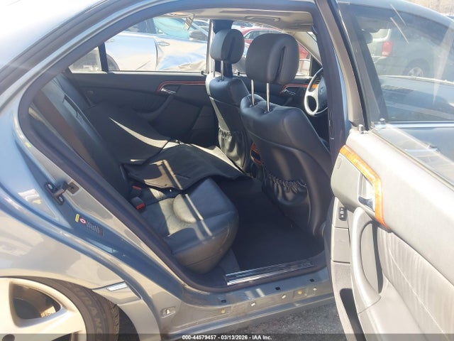 Продажа на аукционе авто 2005 Mercedes-benz S 430, vin: WDBNG70J95A450037, номер лота: 44579457