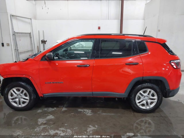 3C4NJCAB3JT122716 Jeep Compass Sport Fwd