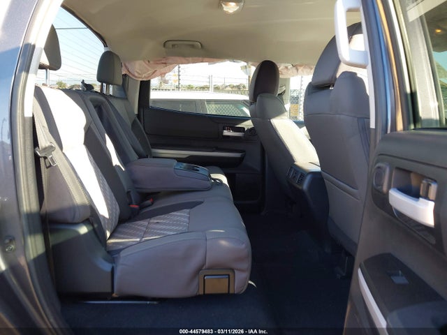 5TFEY5F1XJX234523 Toyota Tundra Sr5 5.7l V8