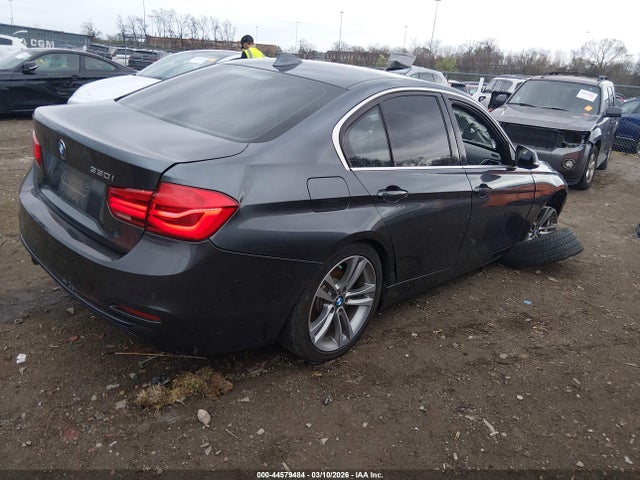 Продаж на аукціоні авто 2018 Bmw 330i, vin: WBA8B9G5XJNU58200, номер лоту: 44579484